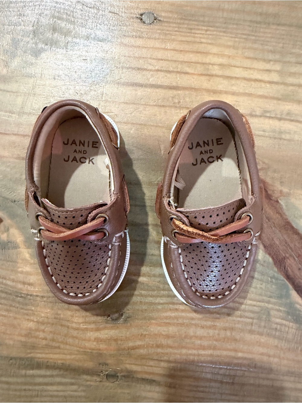 Janie and Jack Brown Perforated Leather Boat Shoes for toddler size 4